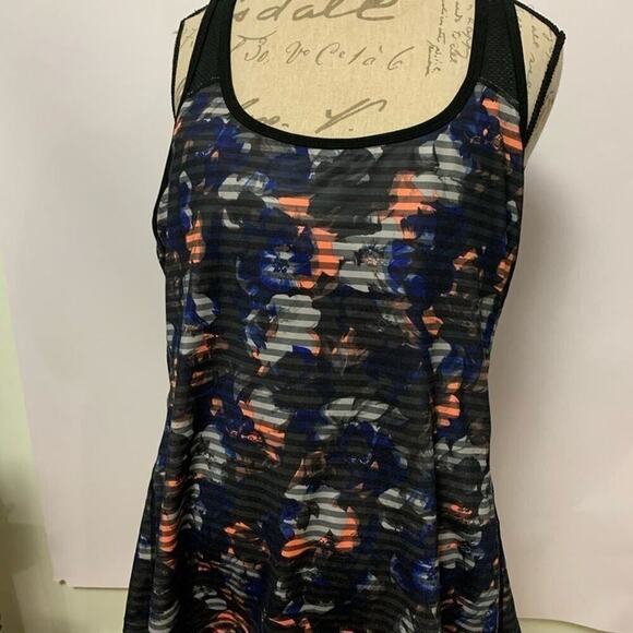 NWOT GAP FIT ATHLETIC RACER BACK‎ TOP SIZE … - Picture 1 of 8